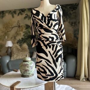 Diane Von Furstenberg Black and Cream Long Sleeve Dress